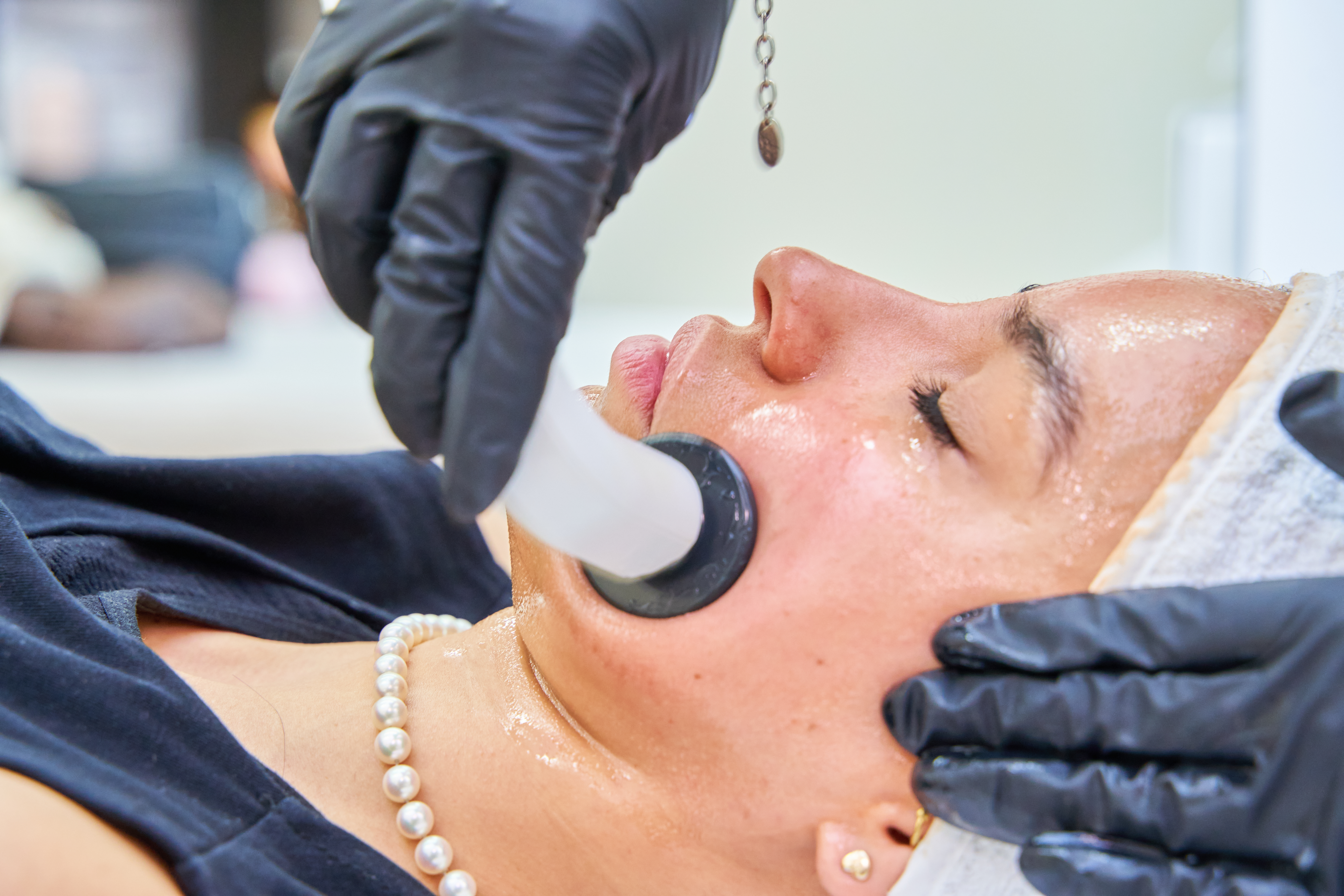 Hydra Facial